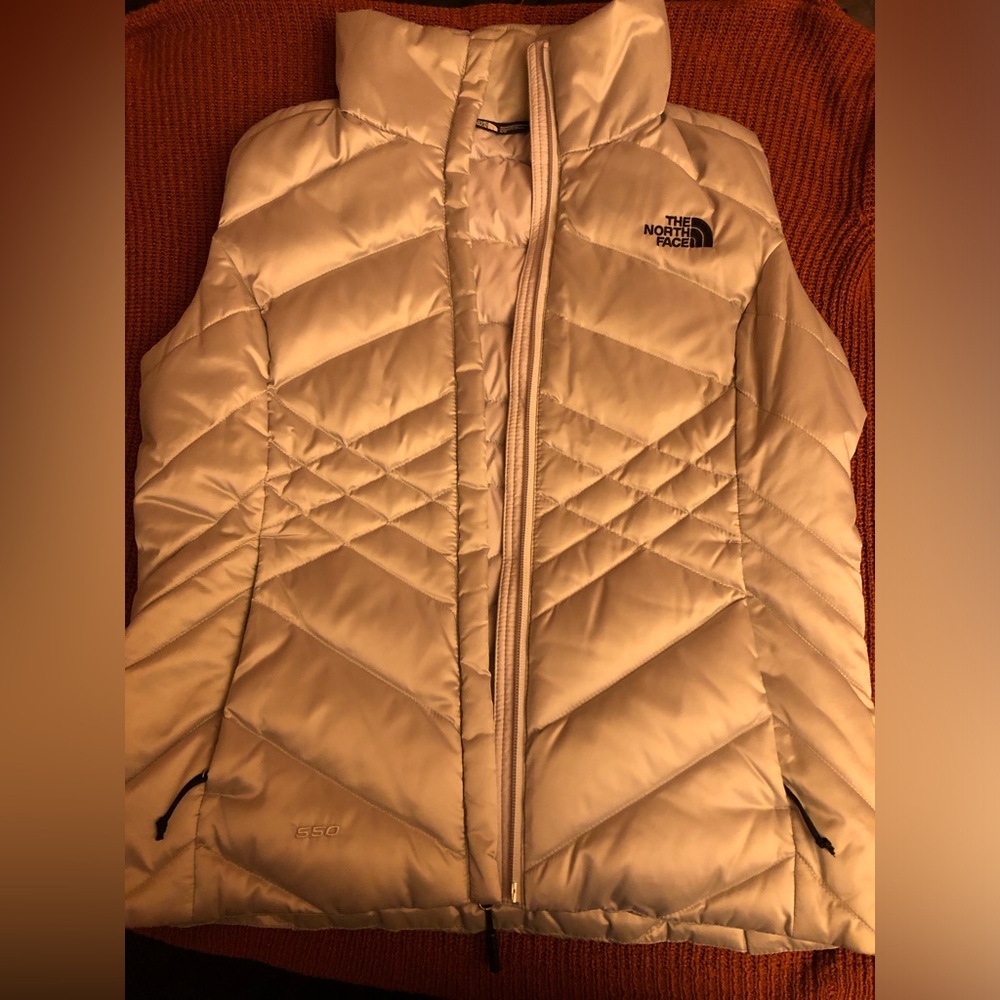The North Face 550women’s puffer vest